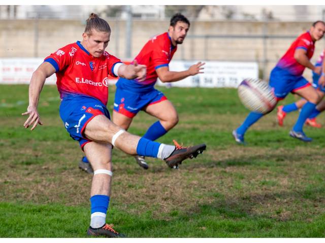 Capturez l'intensité du rugby avec un photographe d'élite